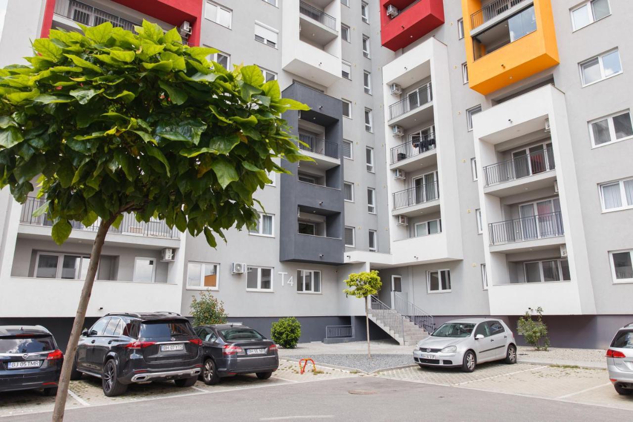 Ferienwohnung Charming Family Haven Oradea Exterior foto